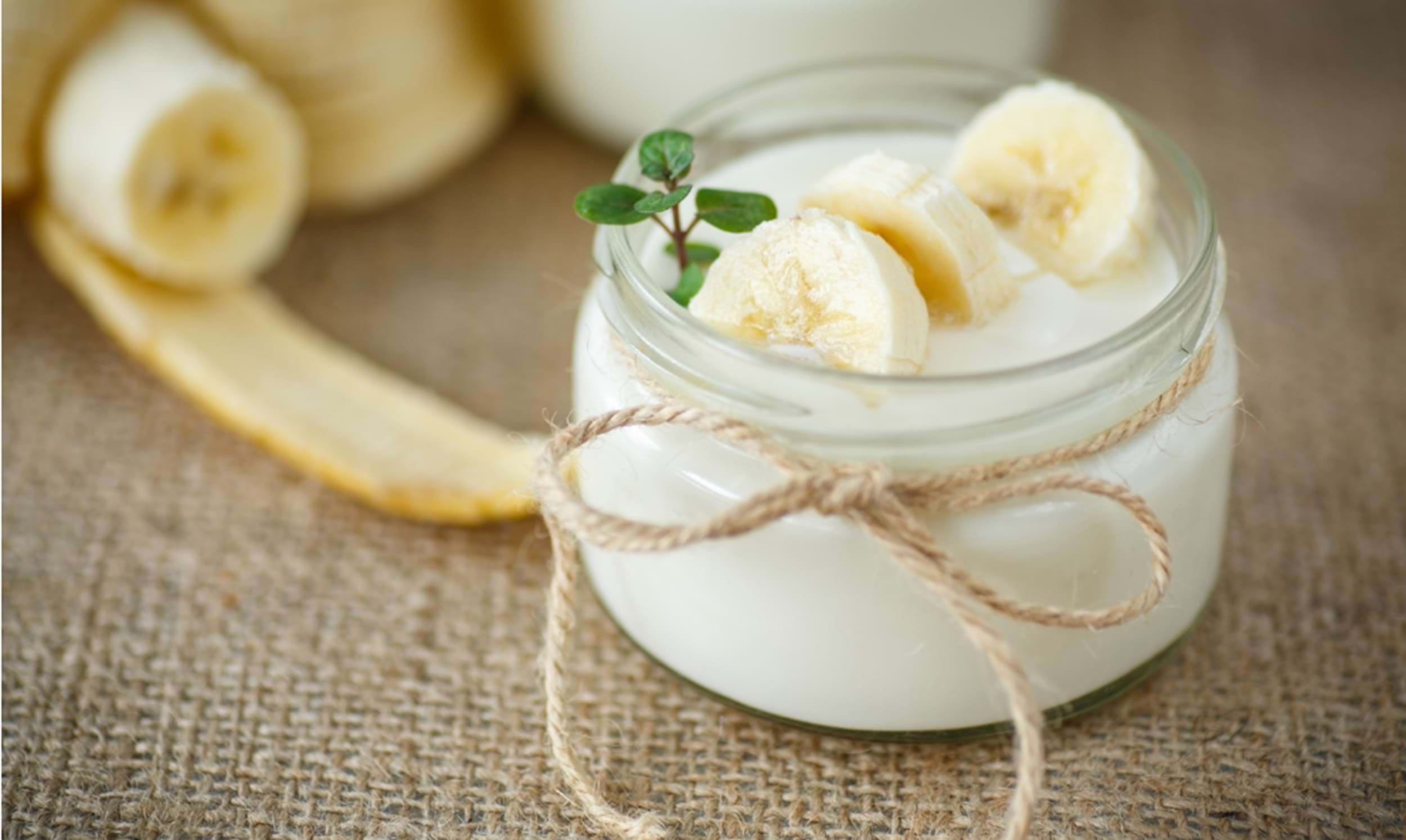 Banana and yoghurt