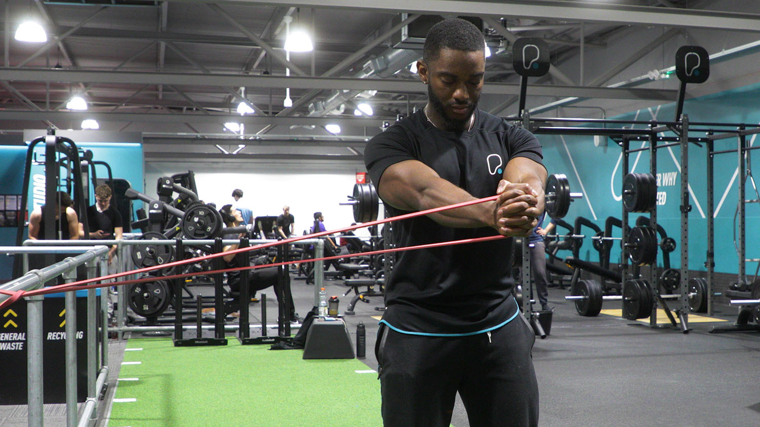 How To Do A Pallof Press PureGym