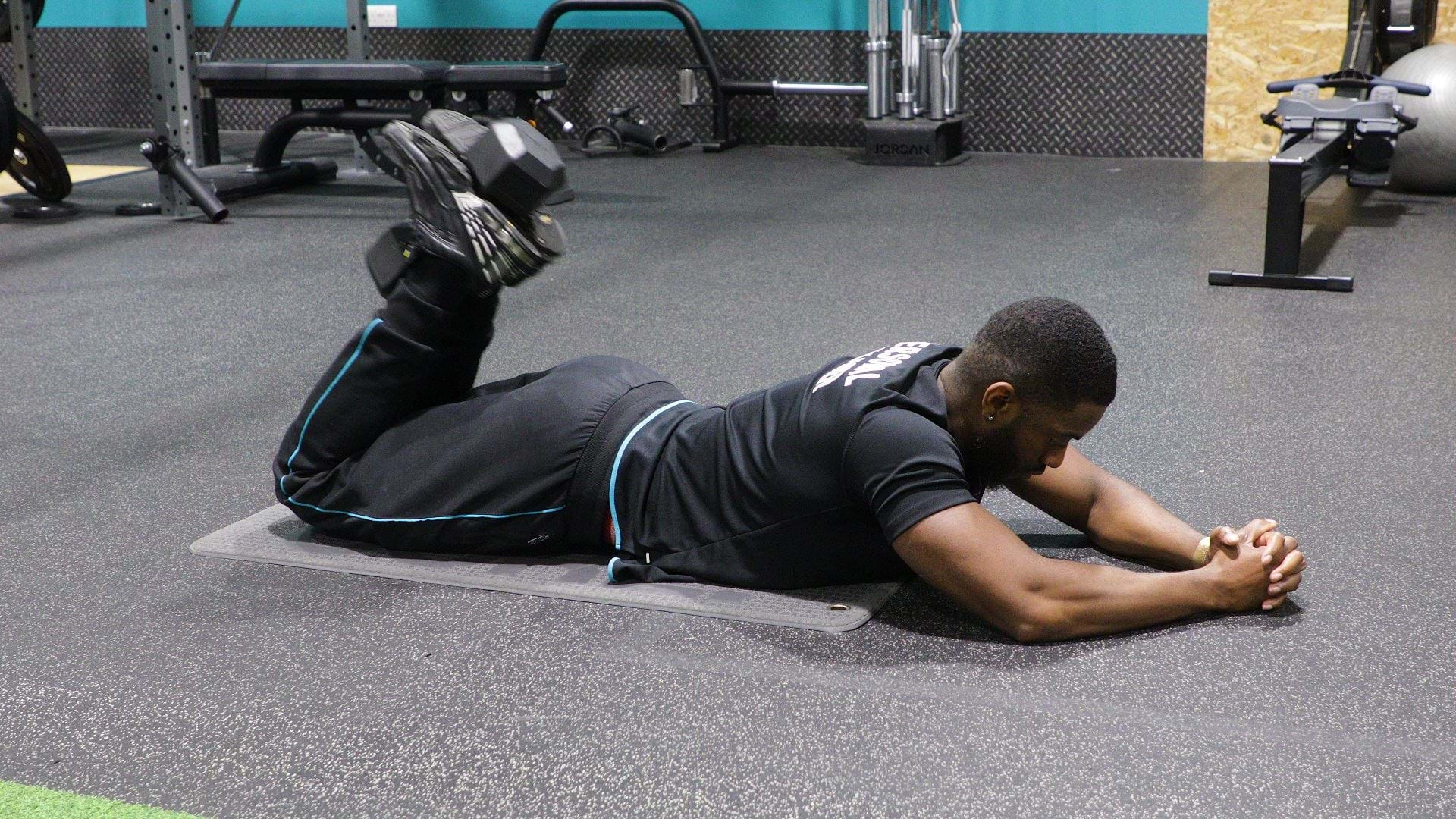 How to do Dumbbell Hamstring Curls