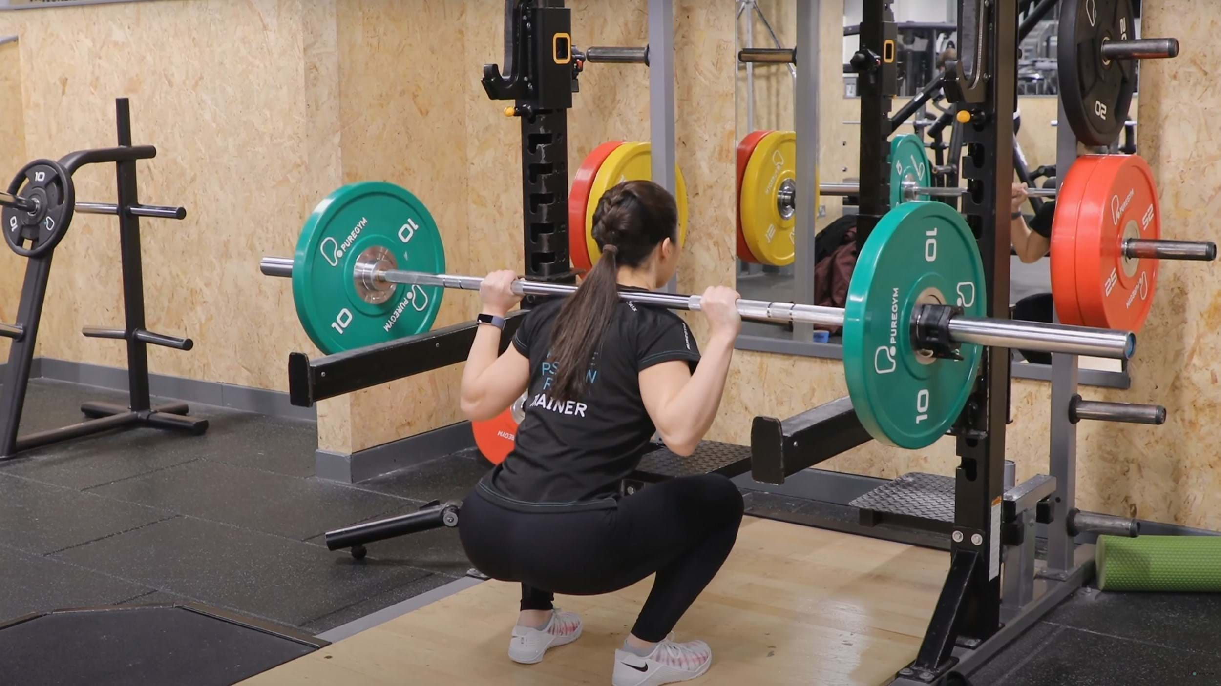 How To Do A Barbell Back Squat